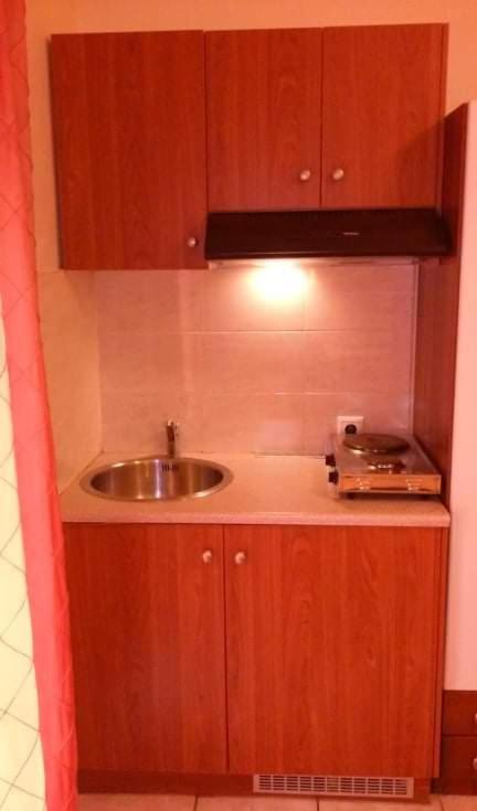 Rex Studios Лутра Едипсу Екстериор снимка